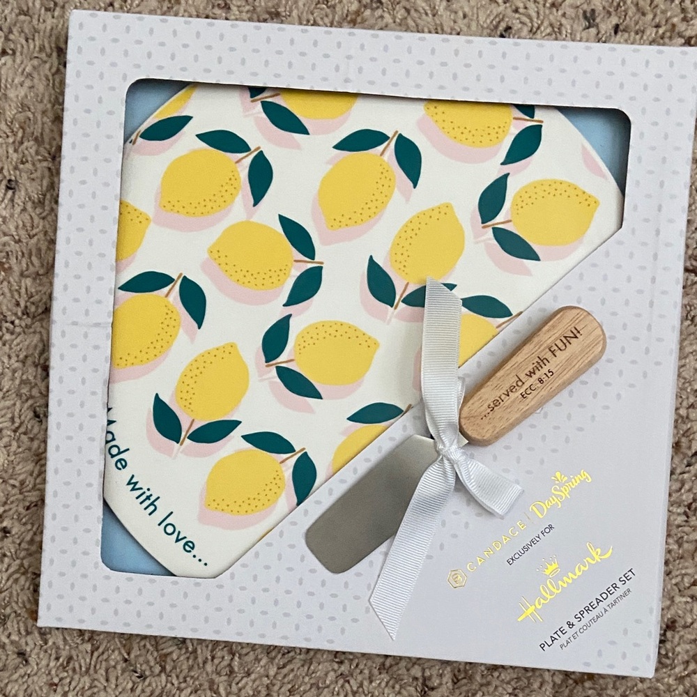 Hallmark Decorative Plate and Spreader Set